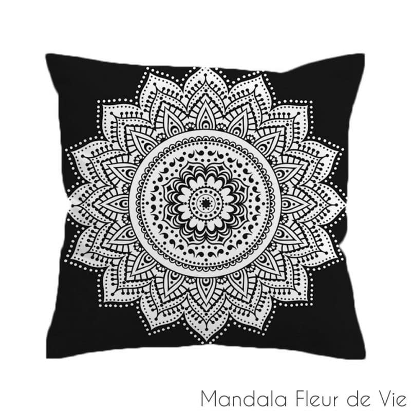 housse de coussin imprimee br mandala fleur noir blanc 45cmx45cm mandala fleur de vie