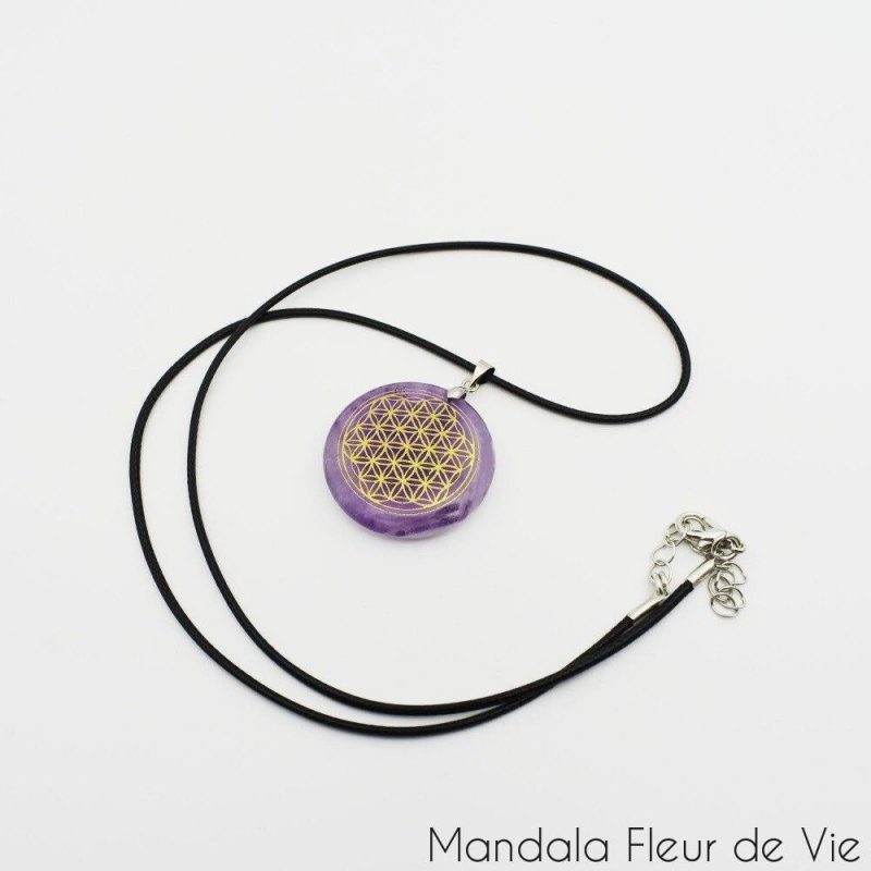 pendentif en pierre naturelle gravee fleur de vie et cube de metatron mandala fleur de vie 4 e00adc3a 035f 4934 aaa7 256b5108e8d2